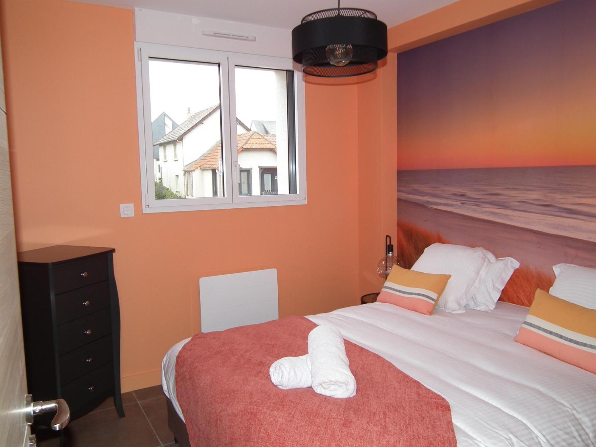 Les Maisons De Louise Pirou Room photo